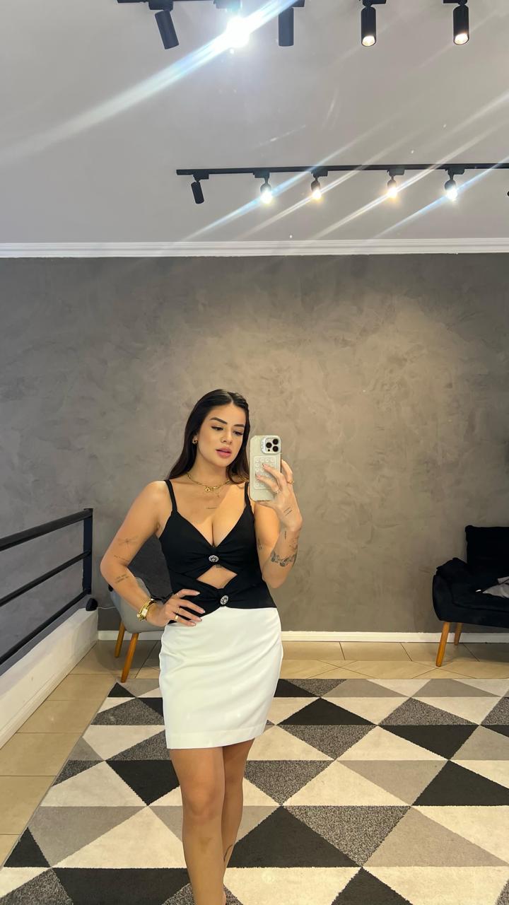 Vestido Bicolor Botão