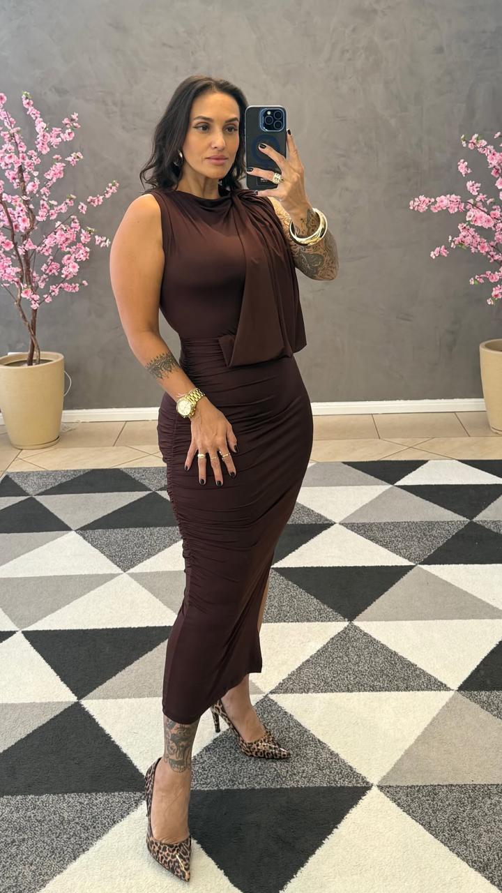 Vestido Fluid Detalhe