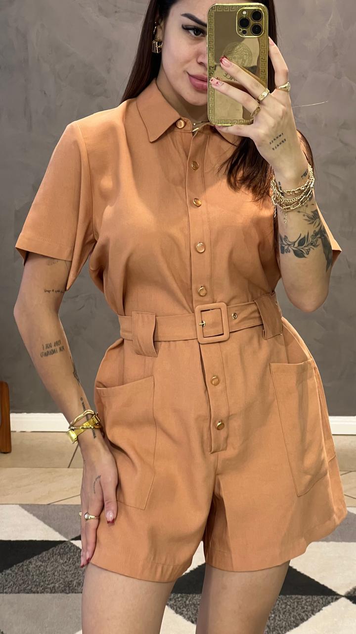 Macaquinho  Mayfair Botões Com Cinto