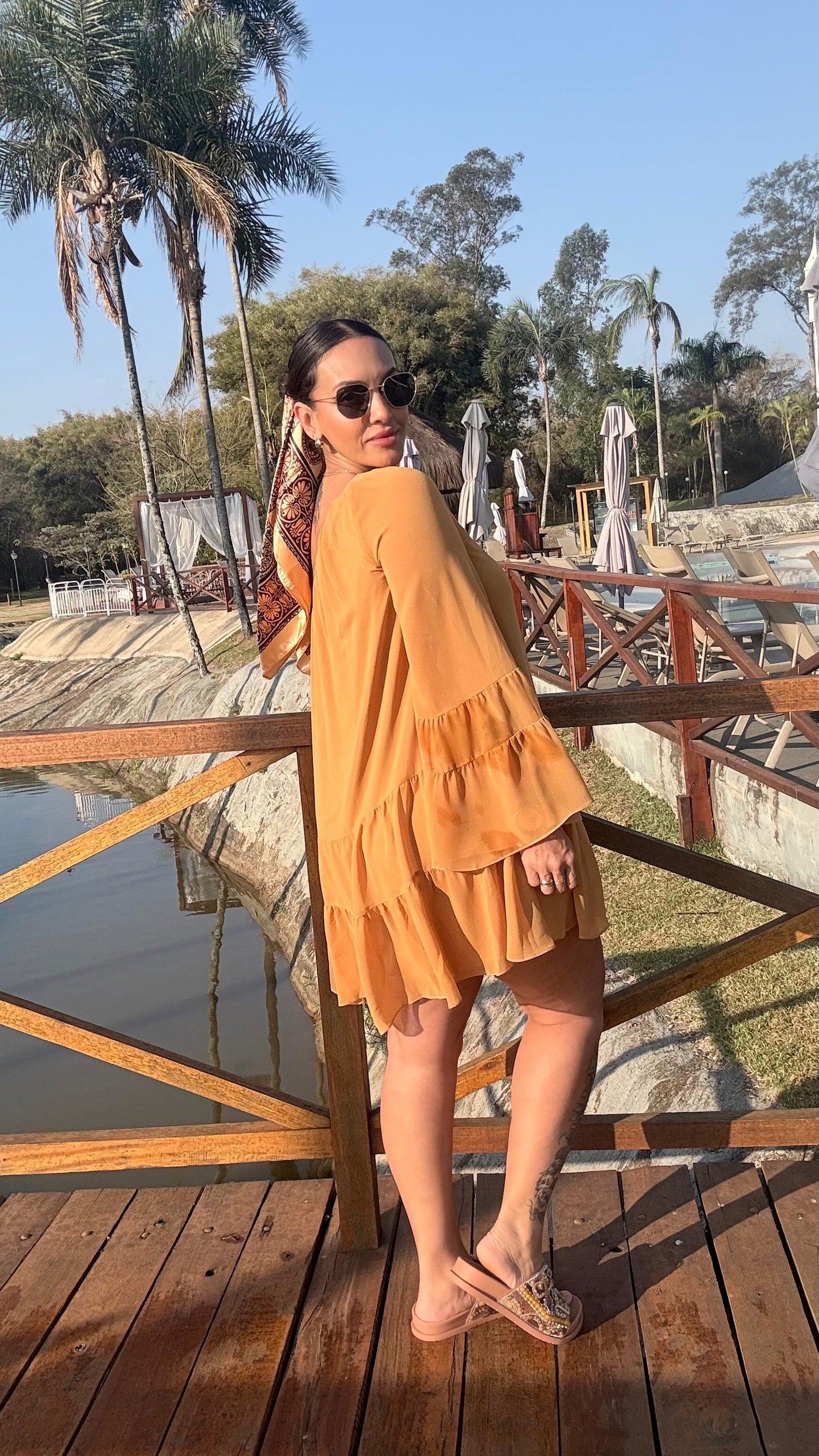 Vestido Curto Suely
