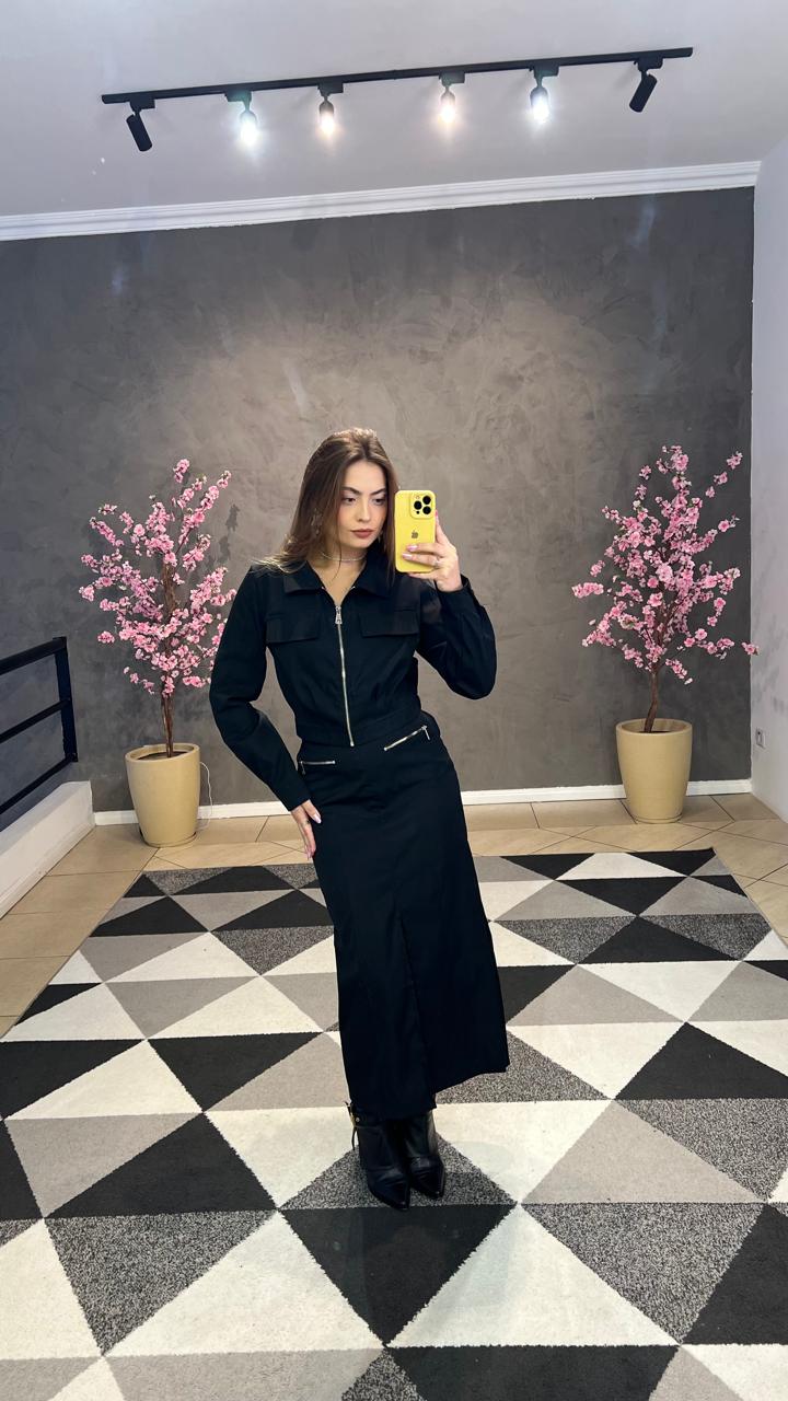 Conjunto Saia e Jaqueta