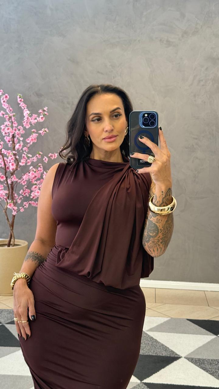 Vestido Fluid Detalhe